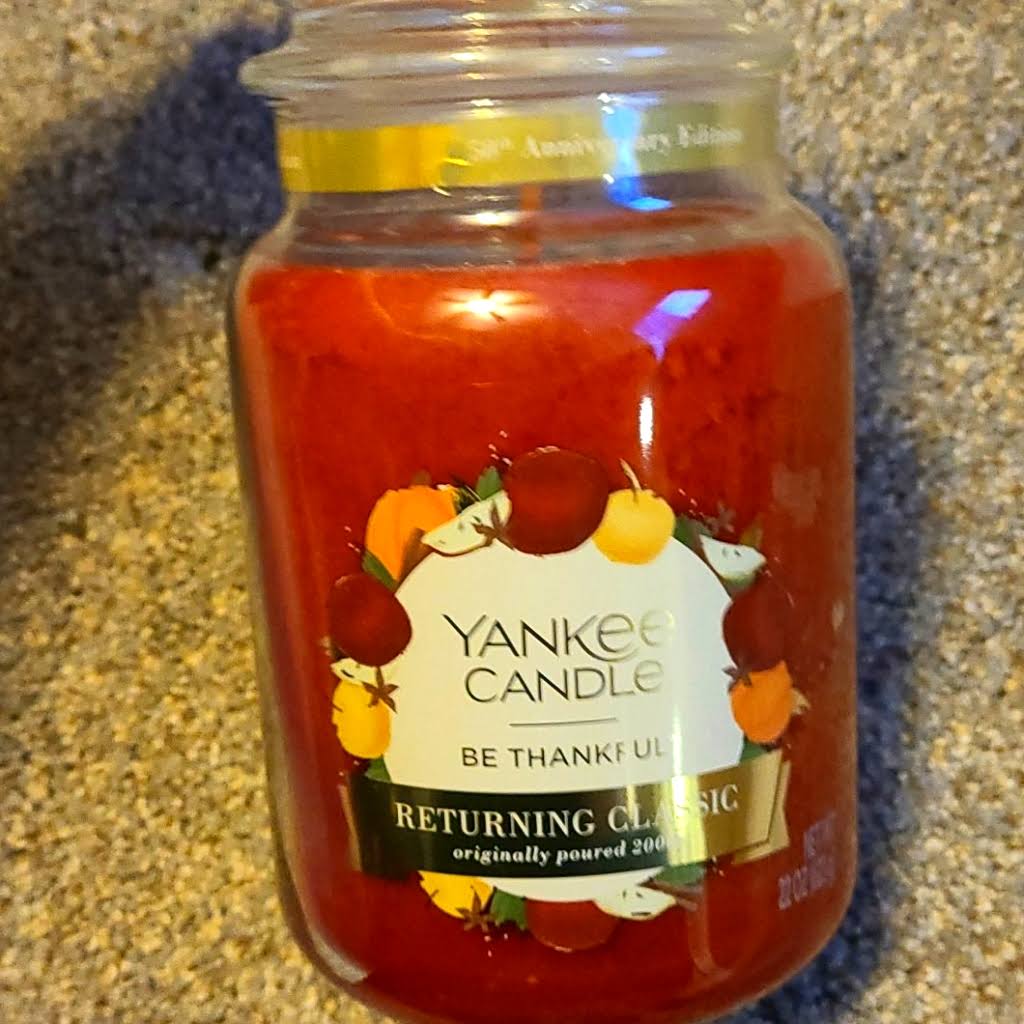 Sweet & Spicy Scented Candle S992982
