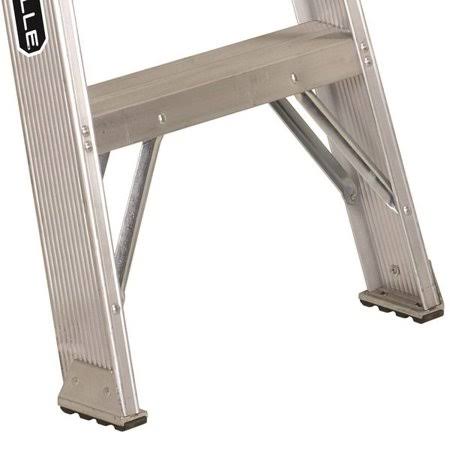 3 ft Aluminum 300 lb Capacity Stepladder L559