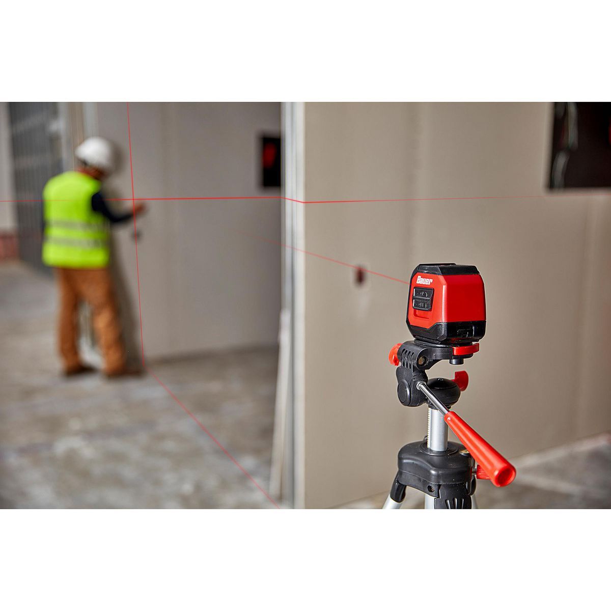 Self-Leveling Cross-Line Laser Level P355