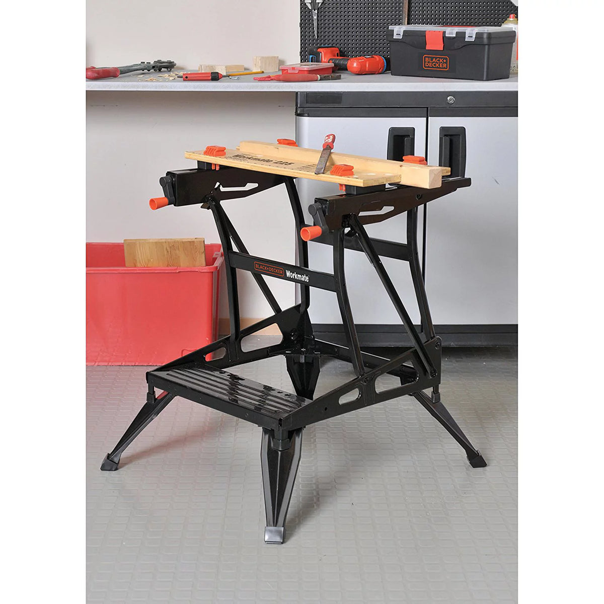 Portable Work Center and Vise N743