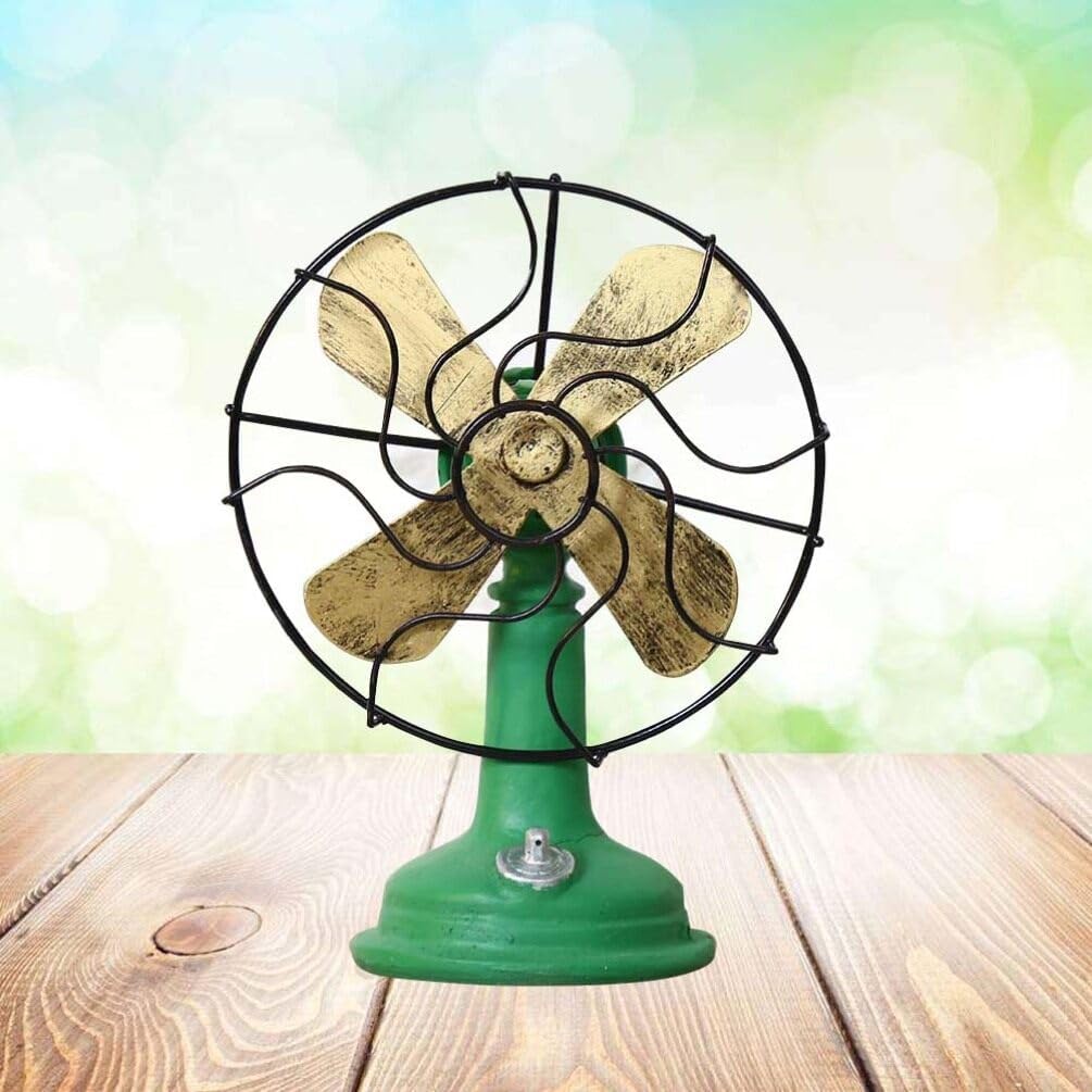 Green Plastic Oscillating Standing Fan B297259