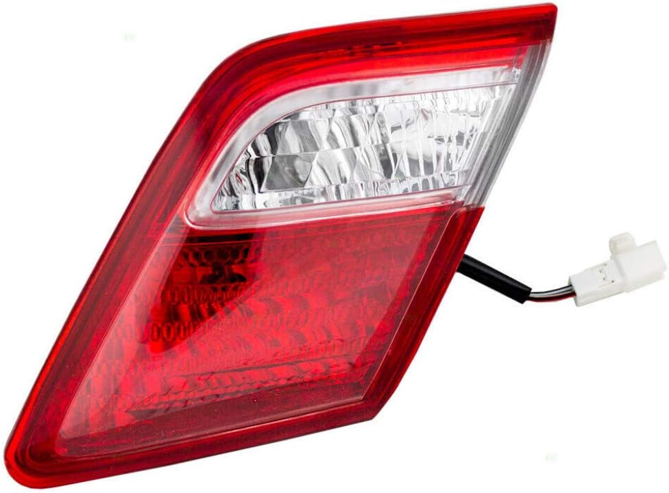 Toyota Camry Passenger Side Inner Rear Tail Light E852737