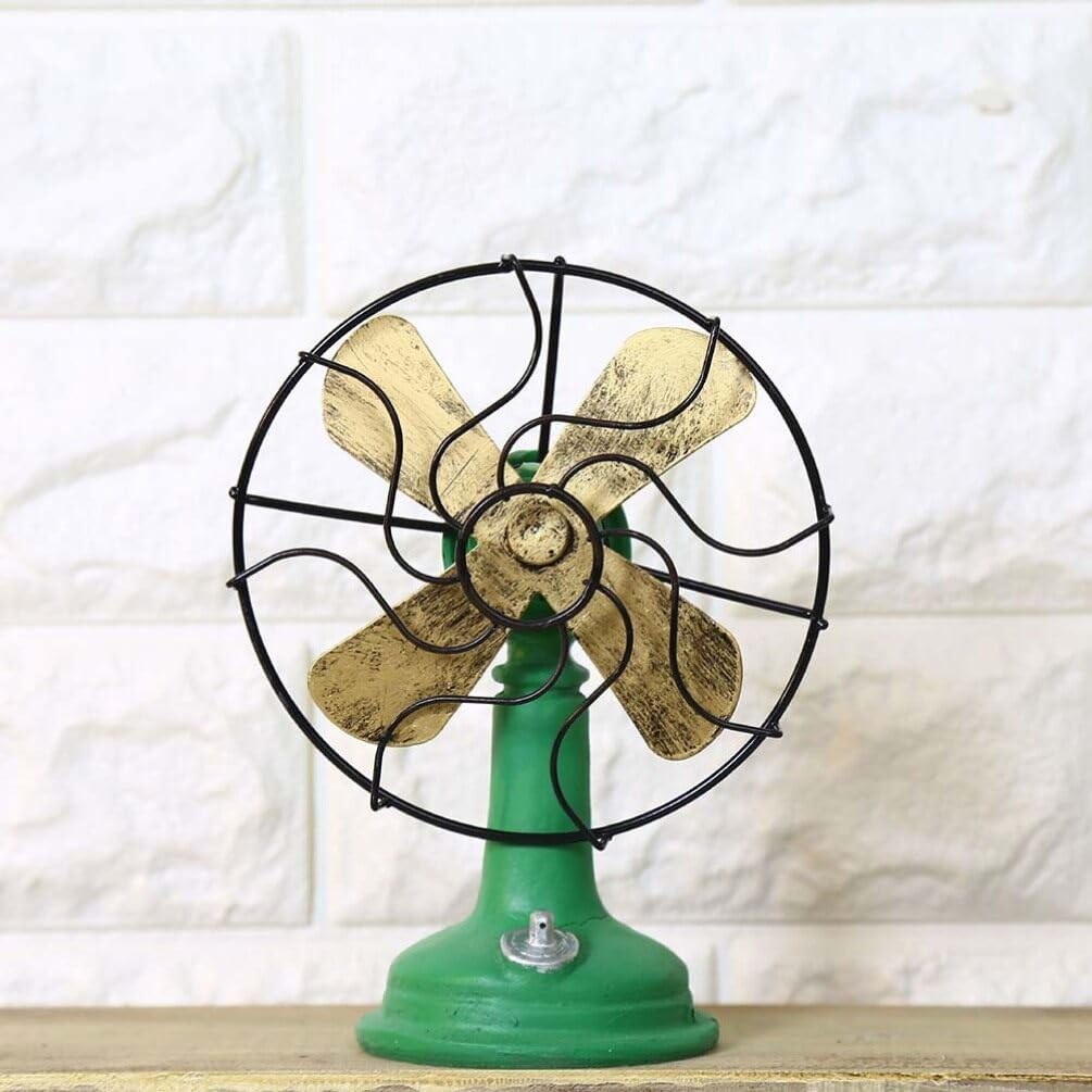 Green Plastic Oscillating Standing Fan B297259