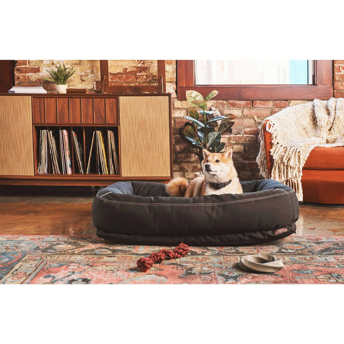 Indoor/Outdoor Dog Bed H11391