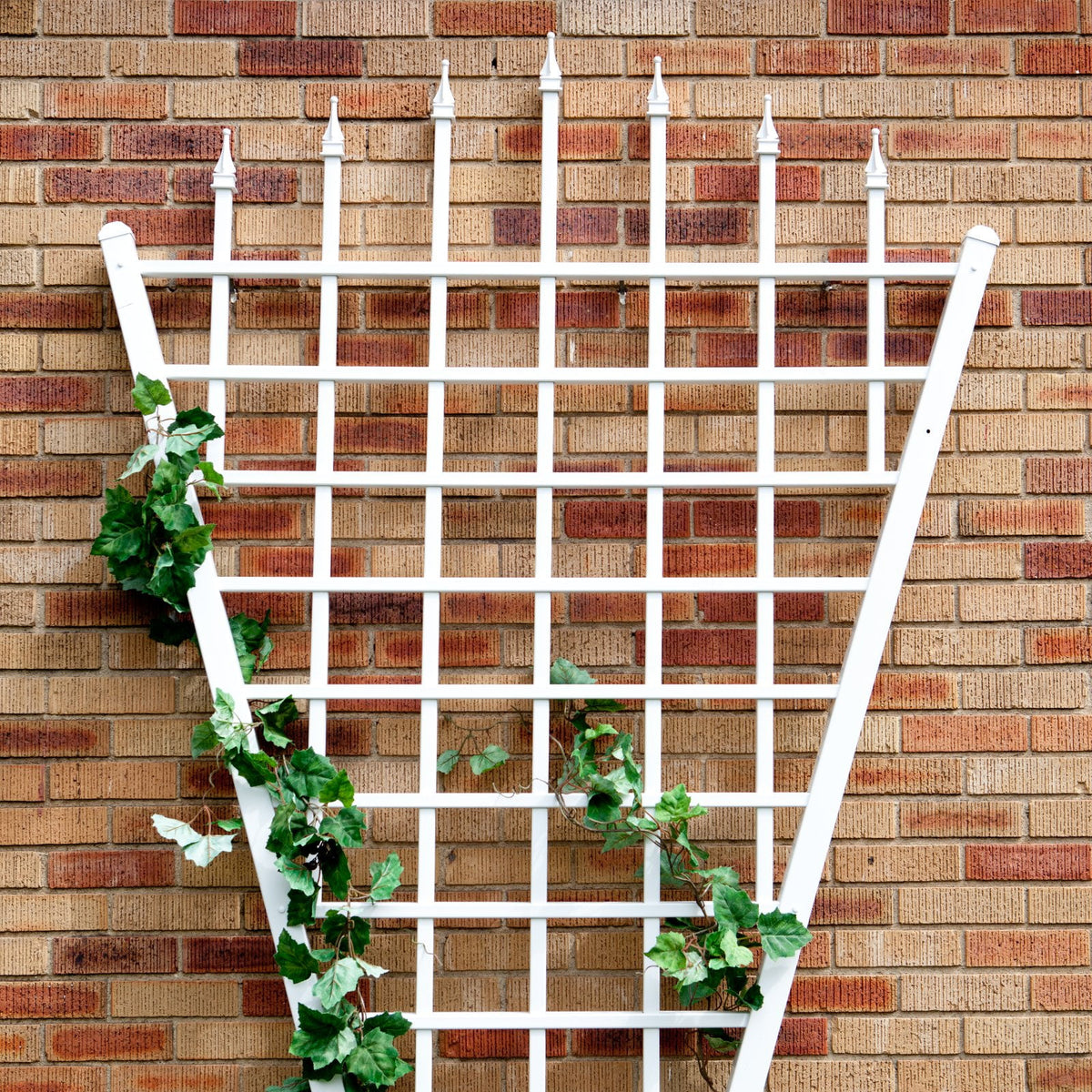 White Vinyl Fan Trellis Z3455